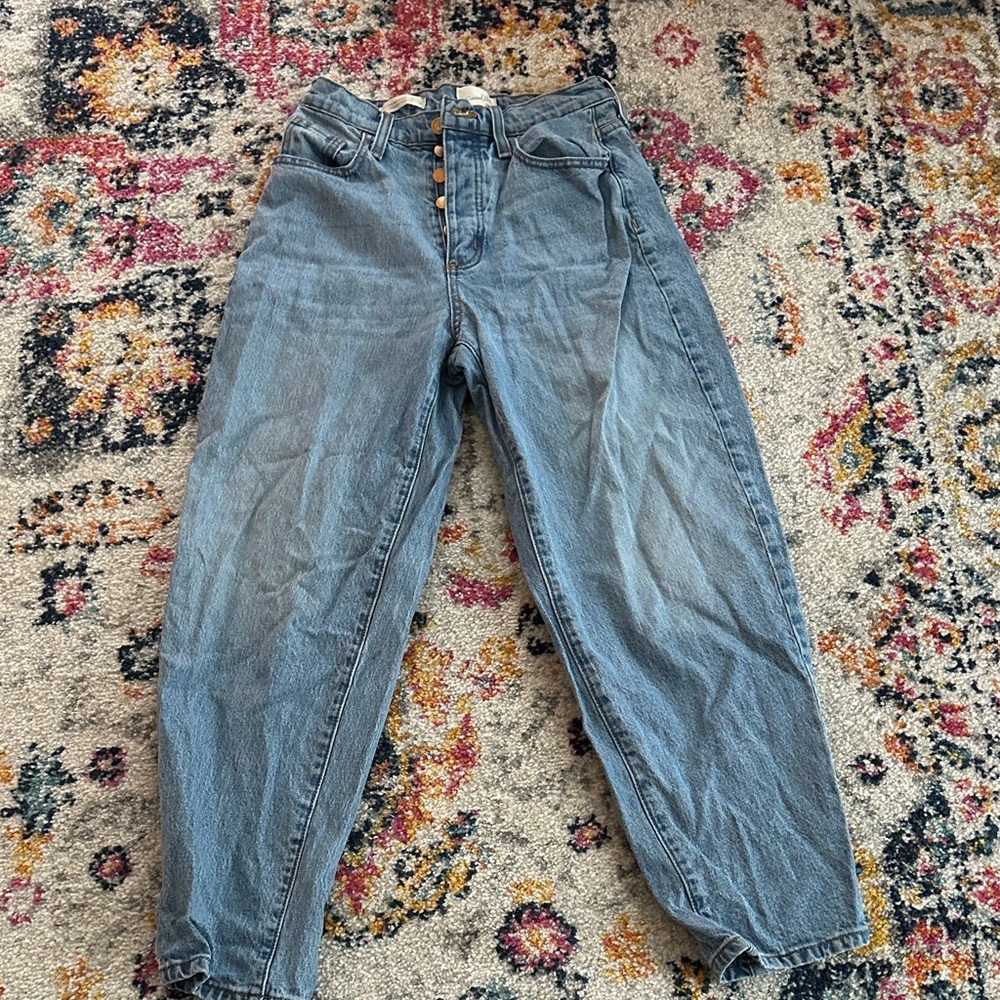 Universal Thread Blue Straight Leg Jeans